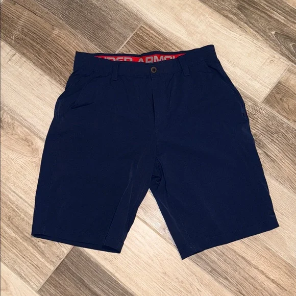 Men’s Under Armour Navy Shorts Sz 34 EUC - Picture 1 of 3